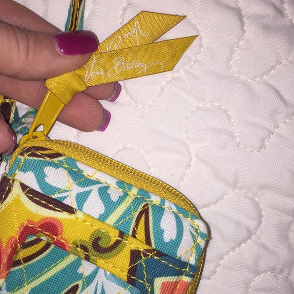 VERA BRADLEY Wristlet - Picture 2 of 4